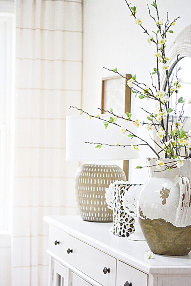 10 Fresh And Fun Spring Decor Ideas To Brighten Up Your Space