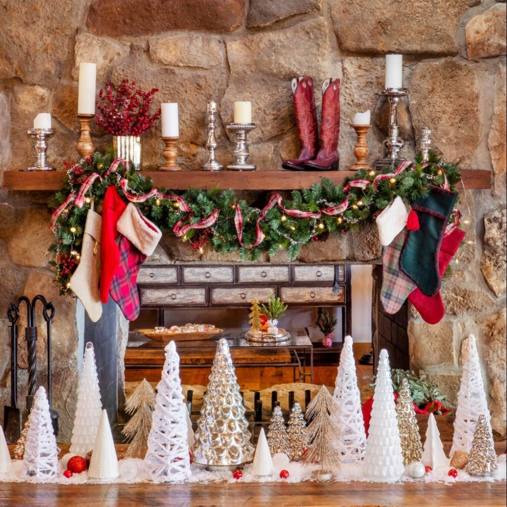 Backdate 5  Farmhouse Christmas Décor Ideas For Your Home