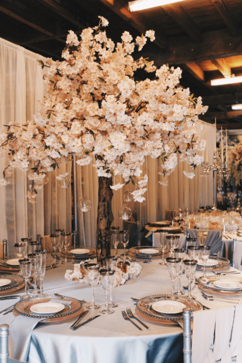 Get Creative: Fun Ways To Dress Up Wedding Tables For The Big Day