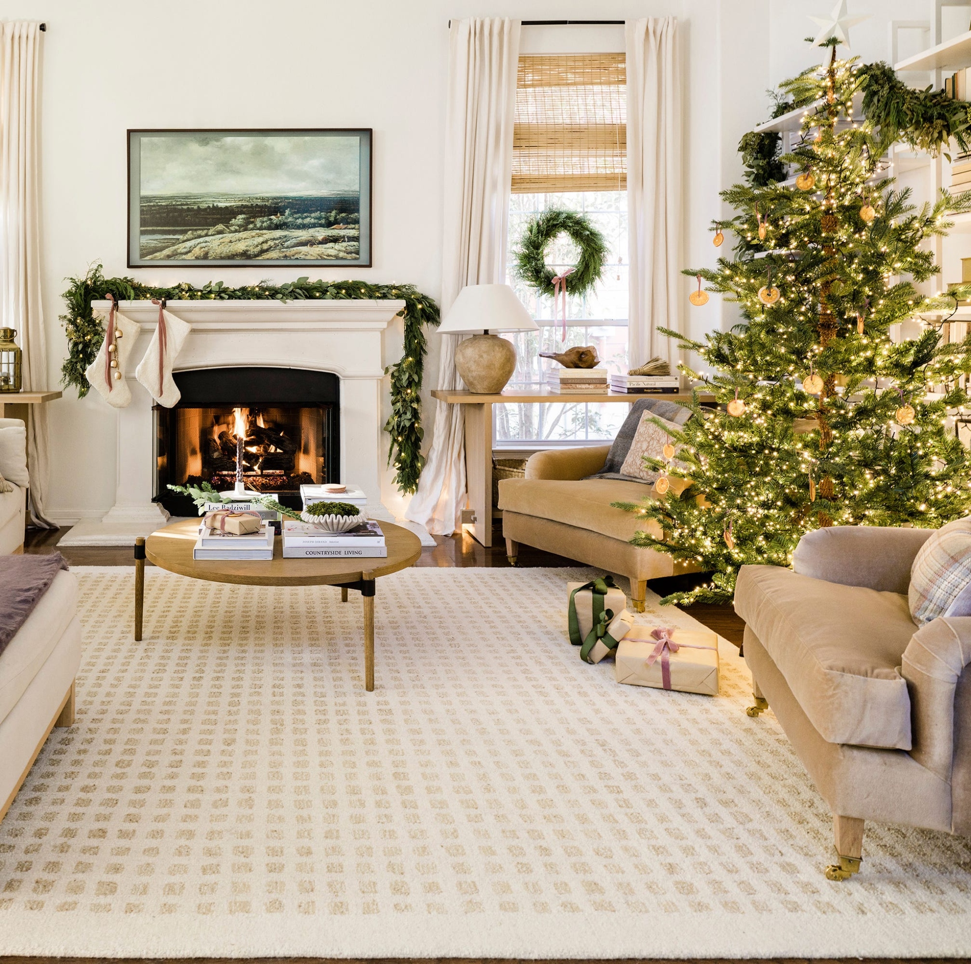 Transform Your Space: Creative Christmas Living Room Decorating Ideas