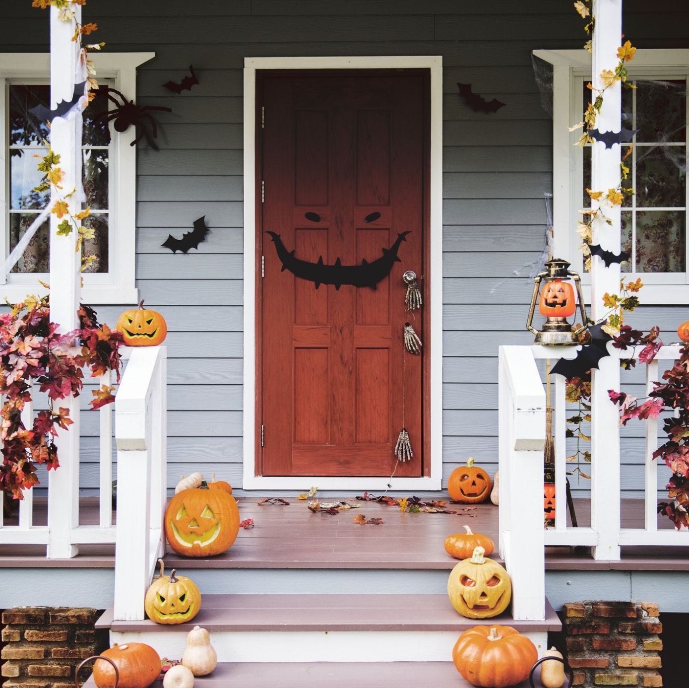 Spook-tacular Halloween Door Decorating Ideas To Haunt Your Neighbors