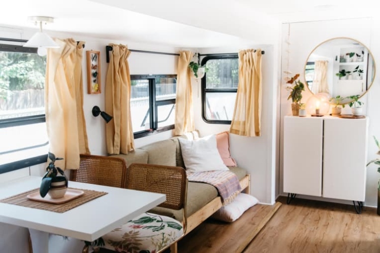 10 Creative Camper Decorating Ideas To Hit The Road In Style!