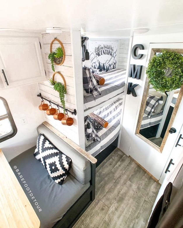 Niche Utama 2  Stylish Camper Decor Ideas From RV Pros That Will Transform Your RV